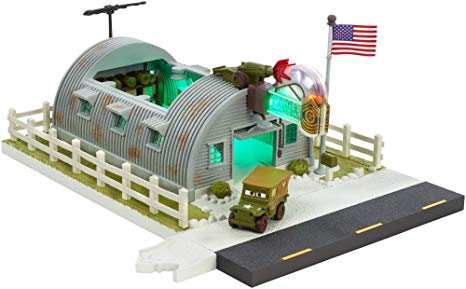 Disney Pixar Cars Precision Series Sarge's Surplus Hut Playset - Itay-2